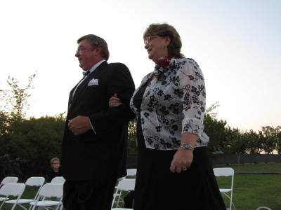 IMG_1081.JPG (146574 bytes)
