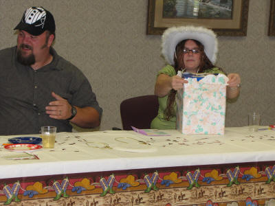 IMG_0937.JPG (253414 bytes)