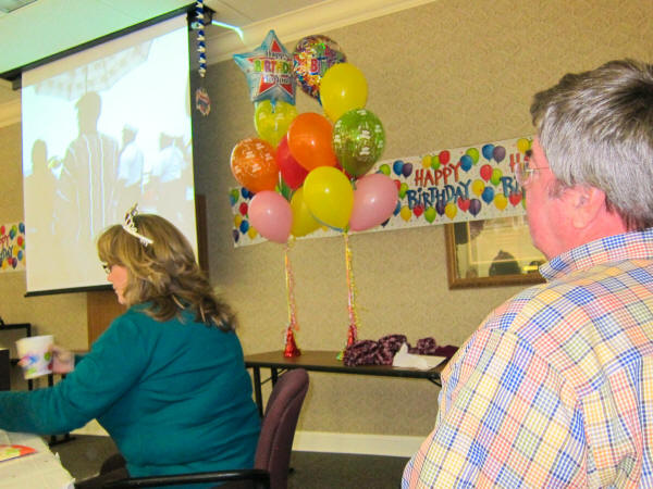 MargeeSurpriseParty-39.jpg (374958 bytes)