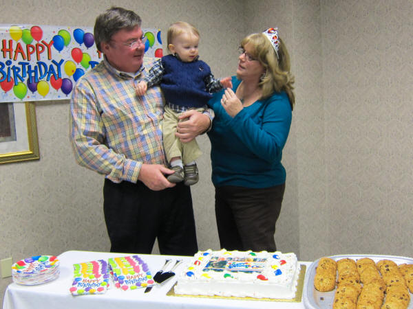 MargeeSurpriseParty-42.jpg (355798 bytes)