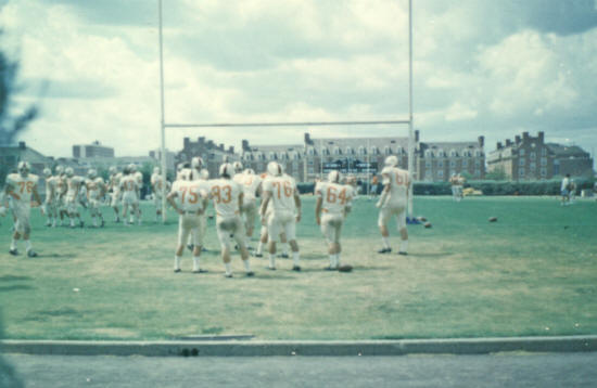 1971 Football.jpg (145211 bytes)